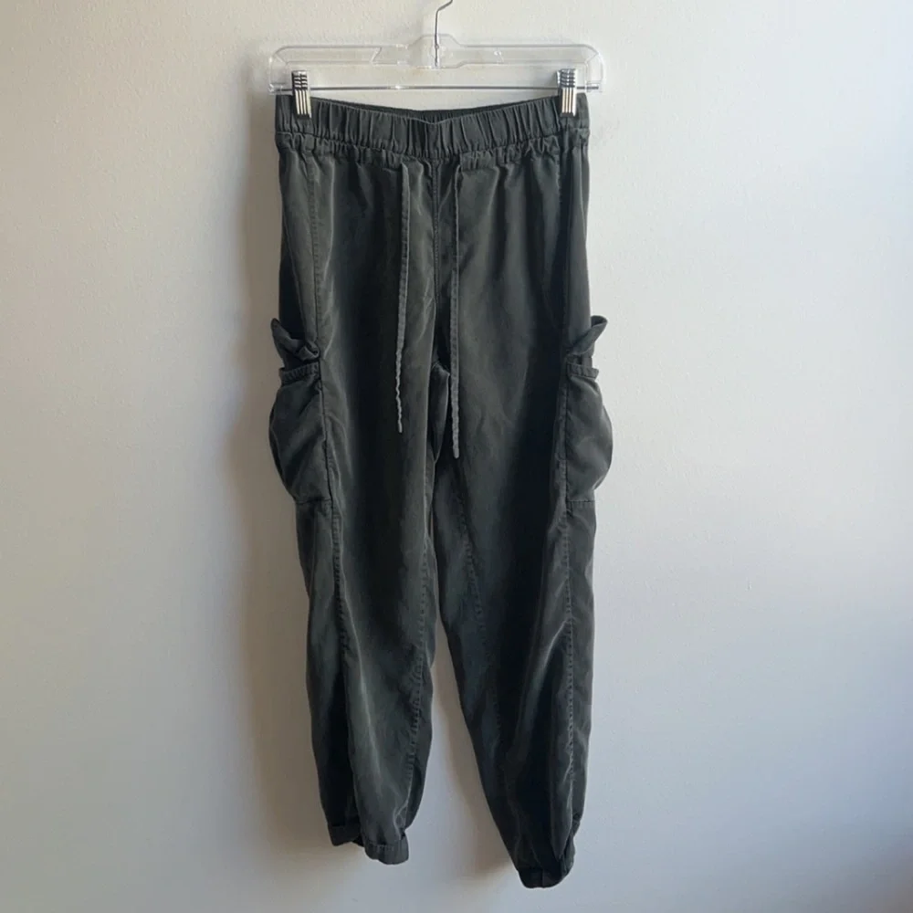 lululemon athletica Olive Green Cargo Jogger Pants